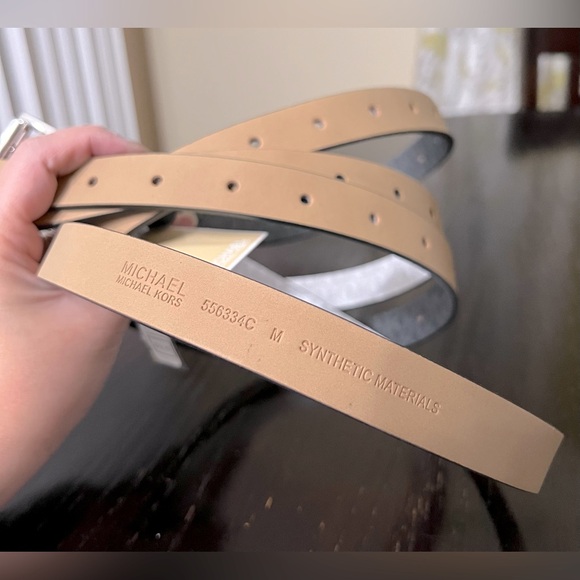 New Michael Kors 2 in 1 Belt - Picture 5 of 6